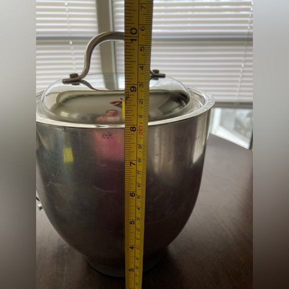 Vintage Italian Silver Tone Metal Insulated Ice Bucket w/ Lid Wood Handle Italy - Picture 7 of 8